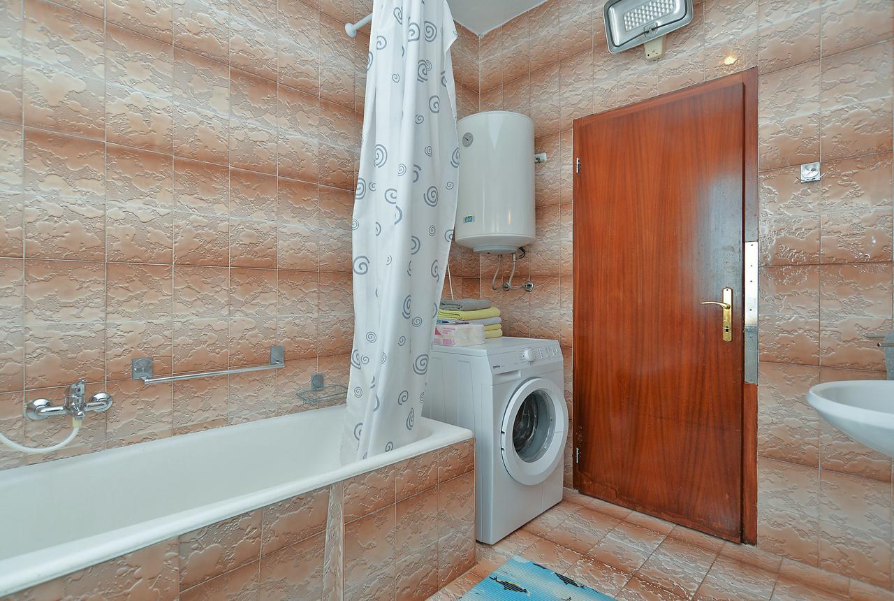 Apartments Gracijano 1724 Ližnjan 외부 사진
