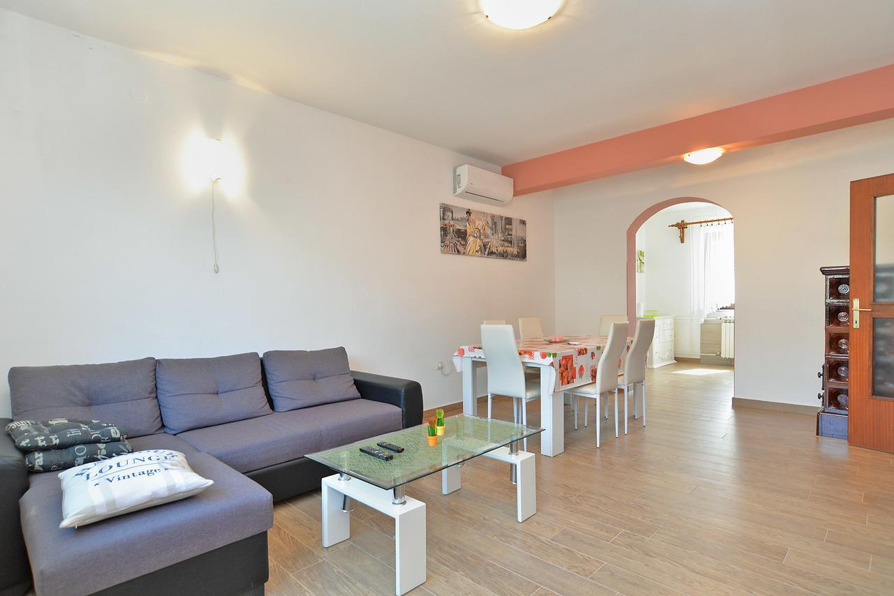 Apartments Gracijano 1724 Ližnjan 외부 사진