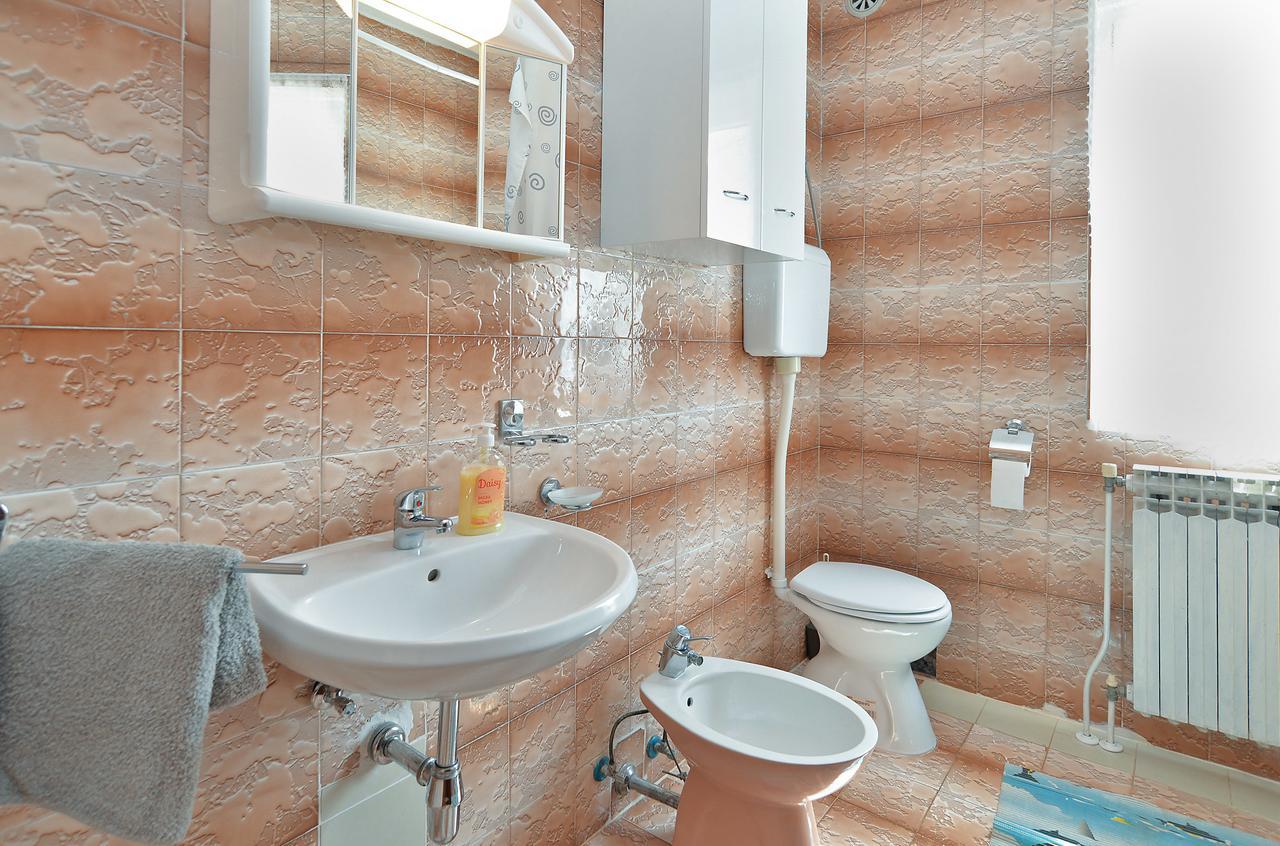 Apartments Gracijano 1724 Ližnjan 외부 사진