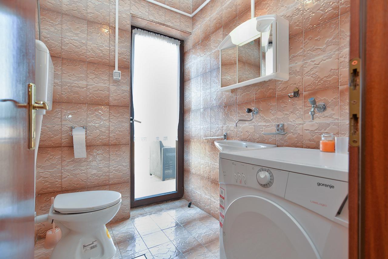 Apartments Gracijano 1724 Ližnjan 외부 사진