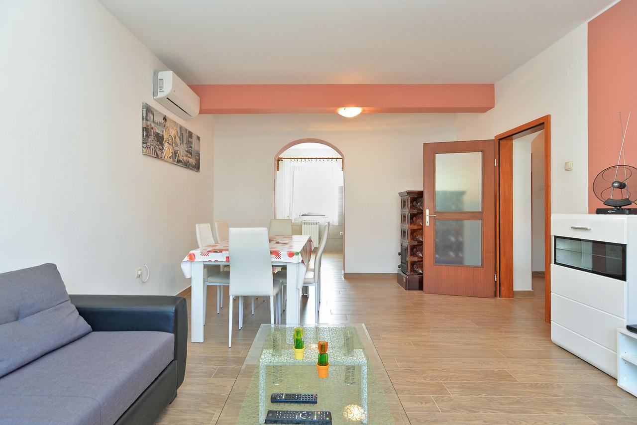 Apartments Gracijano 1724 Ližnjan 외부 사진