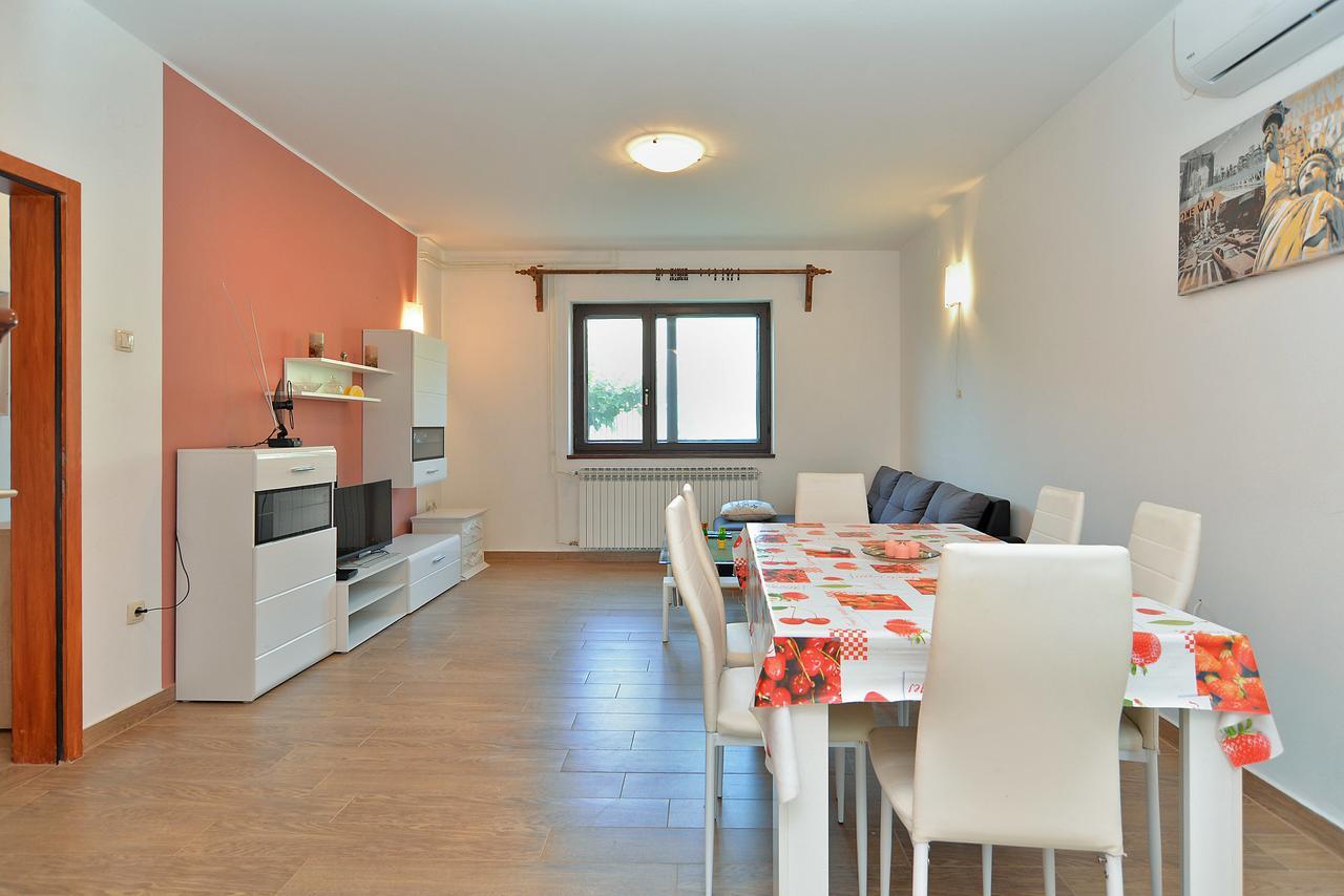 Apartments Gracijano 1724 Ližnjan 외부 사진